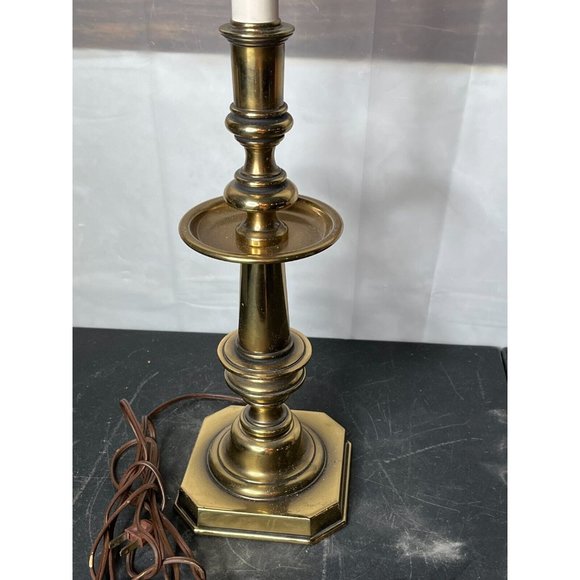 Vintage pair Brass Finish Stiffel Candlestick Table Lamps w shades 30" high - Picture 4 of 12